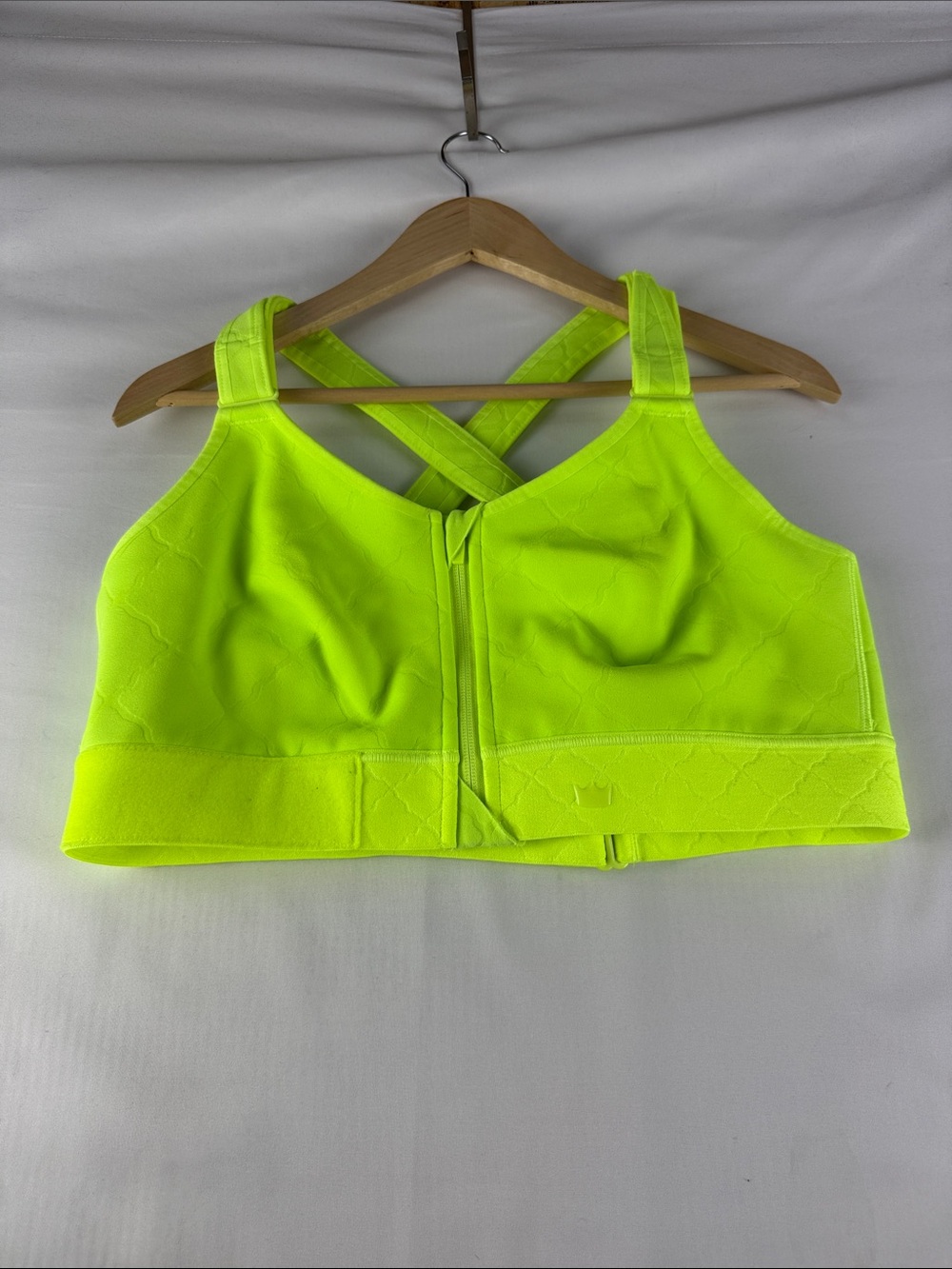 SHEFIT Sports Bra Neon Yellow Women's Size 2Luxe Adjustable Criss Cross NWOT